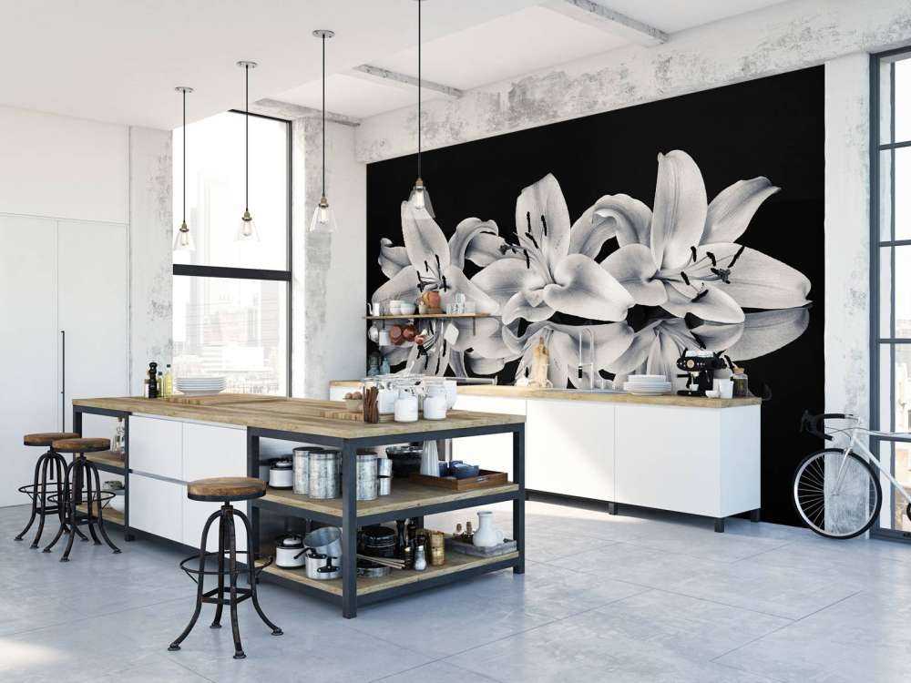 Flowers black and white