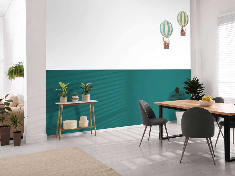 Balloons with animals