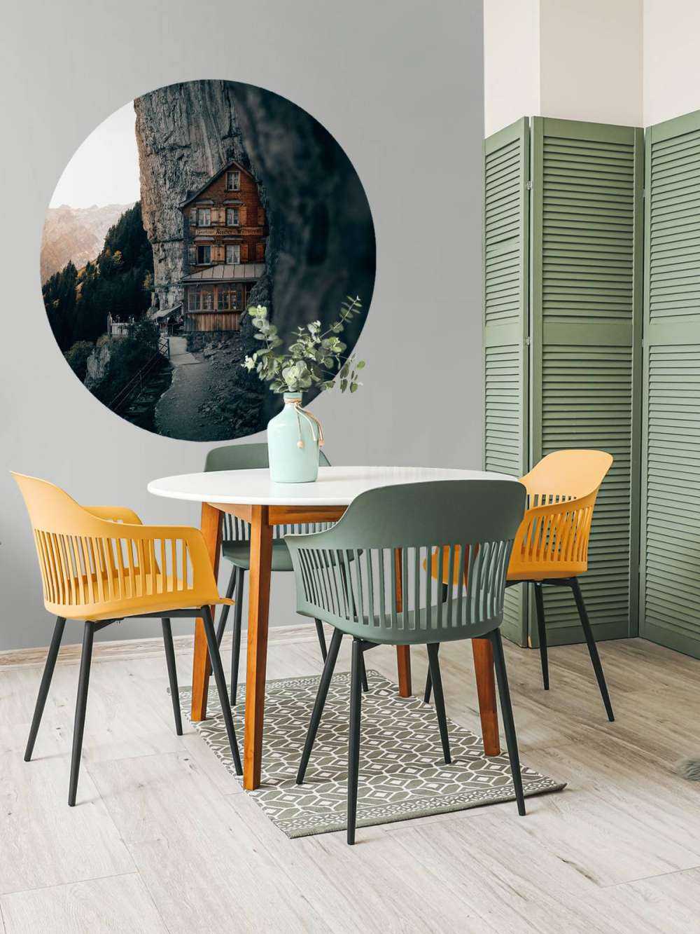 Mountain hut in the Alps