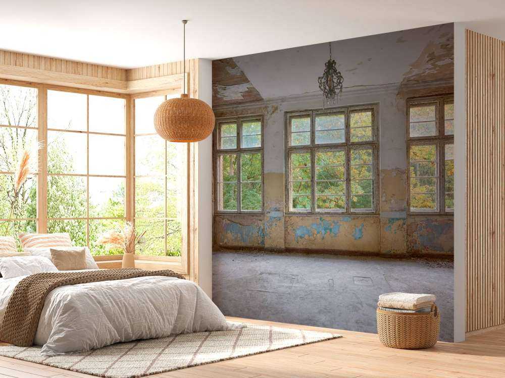 Deserted room