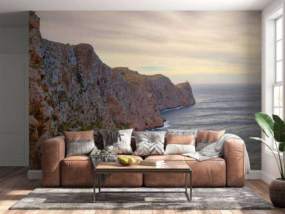 Rotswand aan de kust