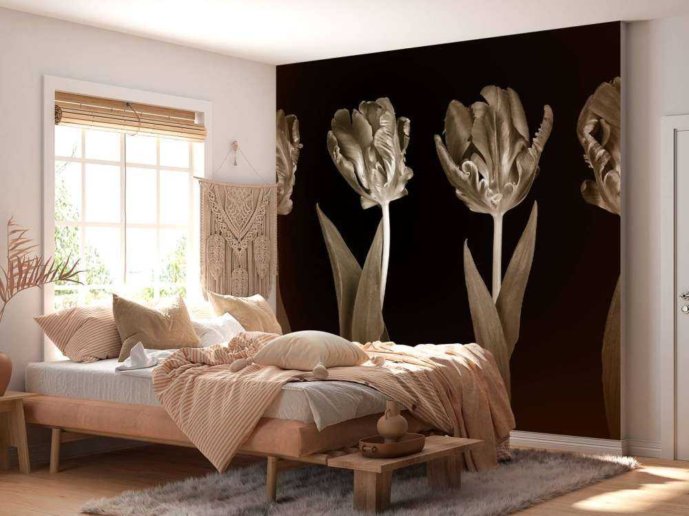 Rococo tulips