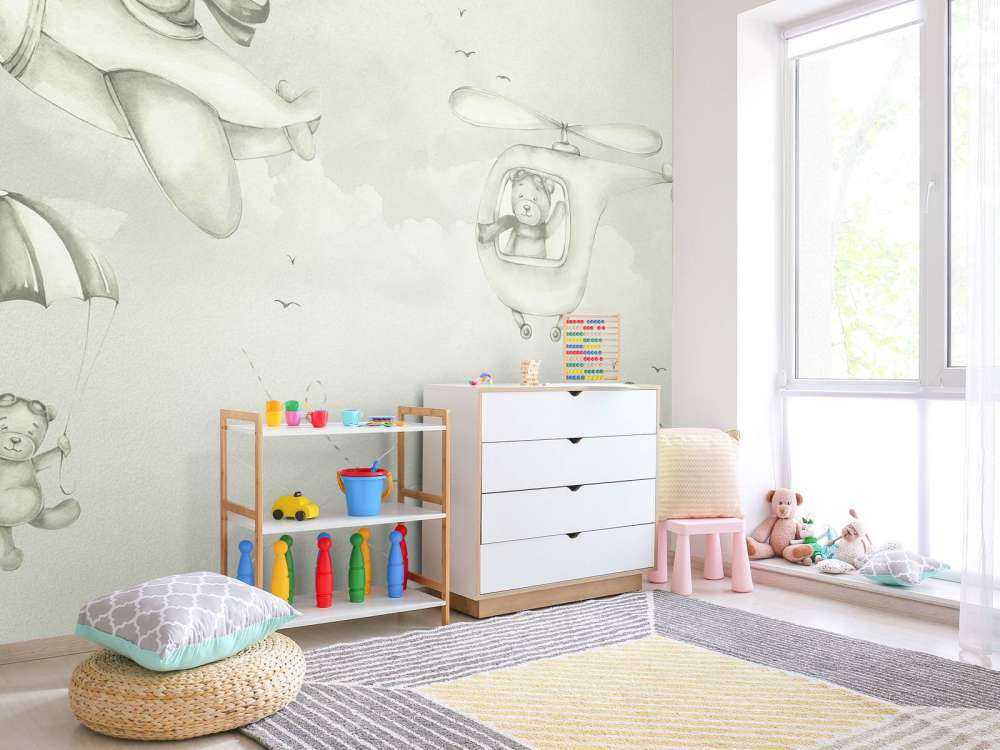 Bear pilots in green