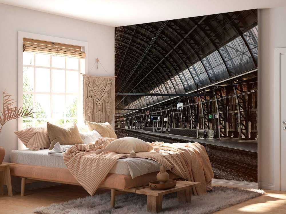 An early morning at the station