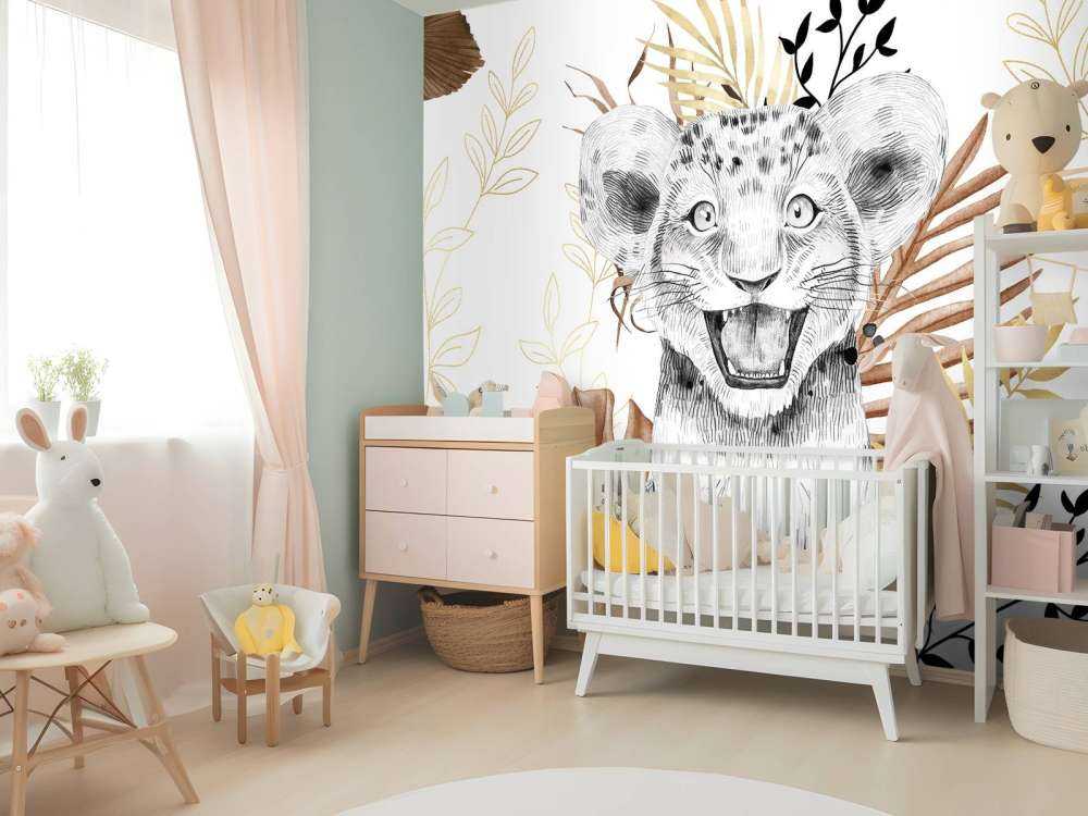 Brown and gold leafed lion cub