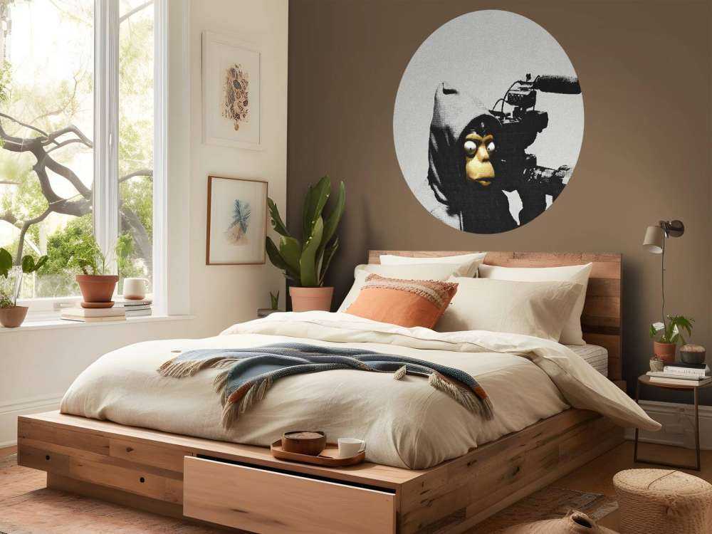 Banksy - ETTGS monkey, concrete