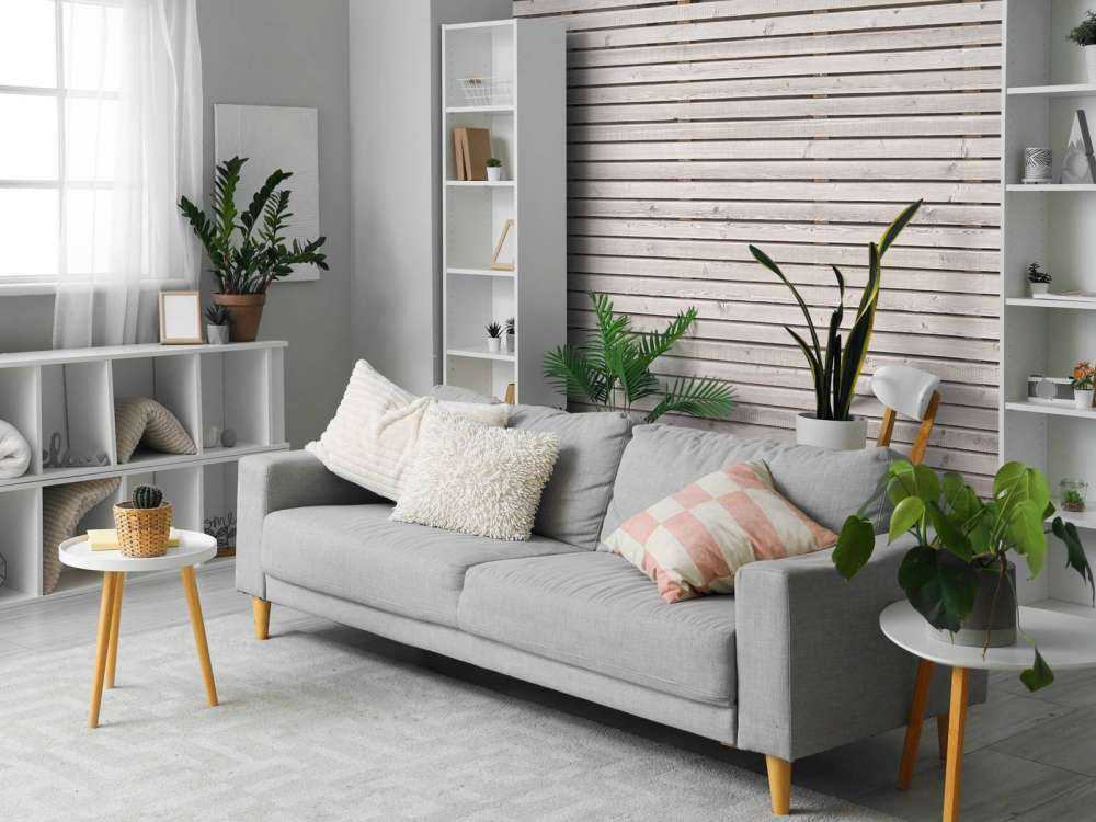 Horizontal planks 