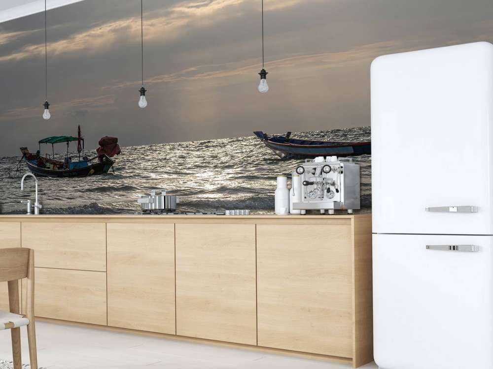 Evening falls in Kho Pipi Island (Thailand