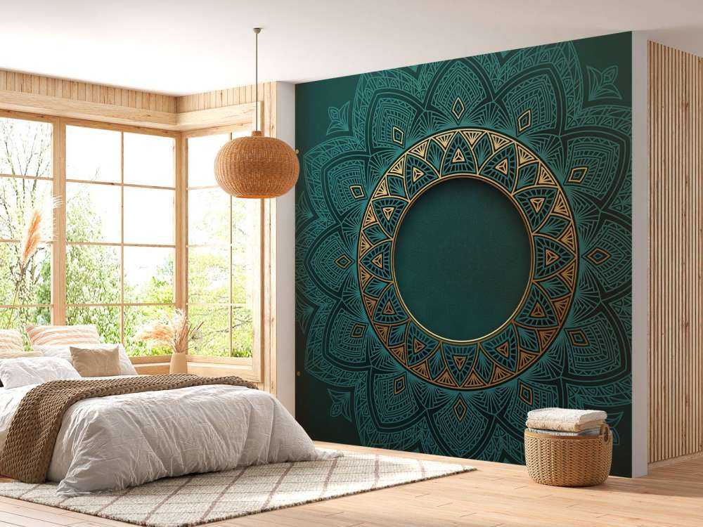 Elegant graceful circlet