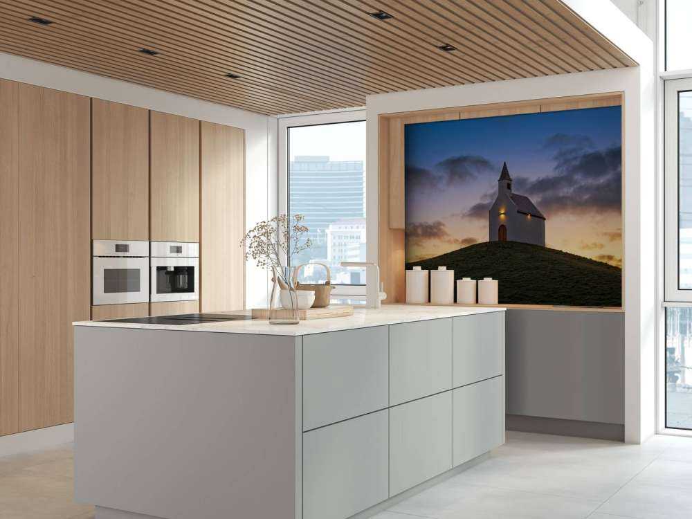 Kerkje bij zonsopgang