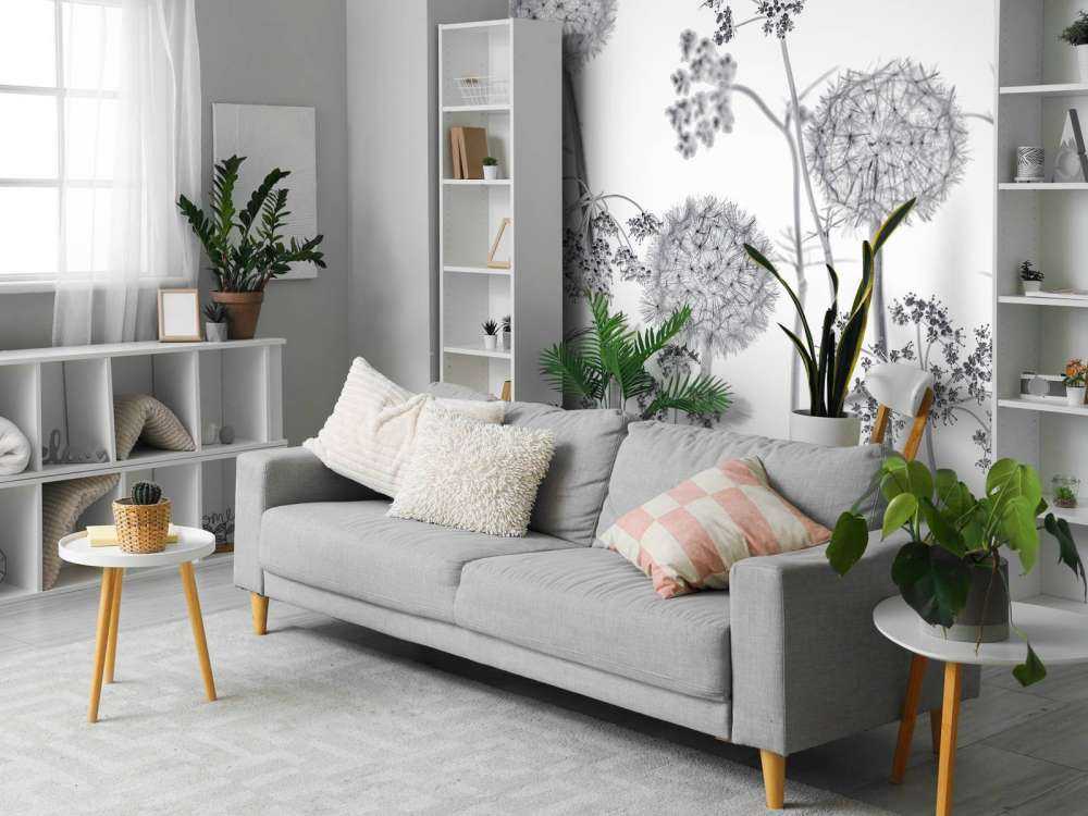 Meadow flowers in black and white