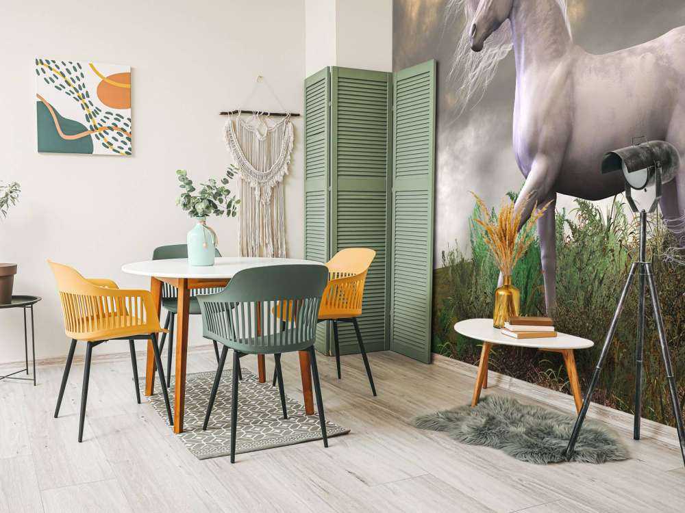 Witte eenhoorn hengst