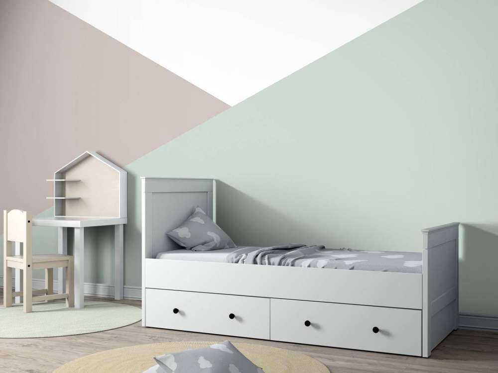 Pastel coloured triangles