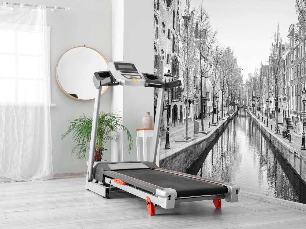 Amsterdam in black and white