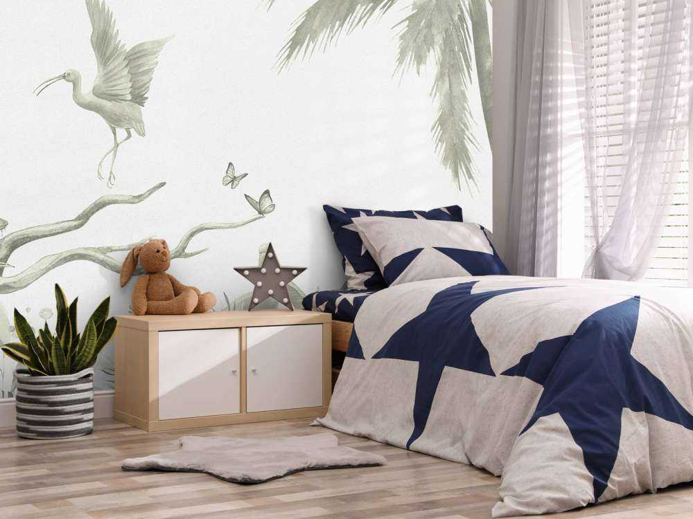 Branch with jungle animals in green