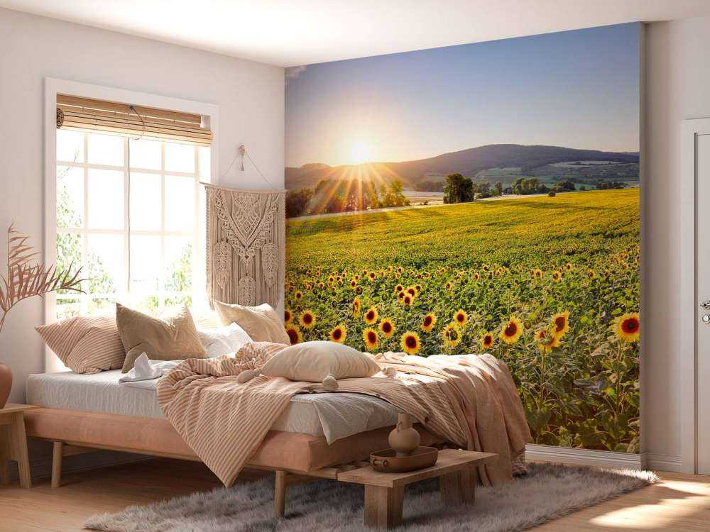 Berglandschap met zonnebloemen