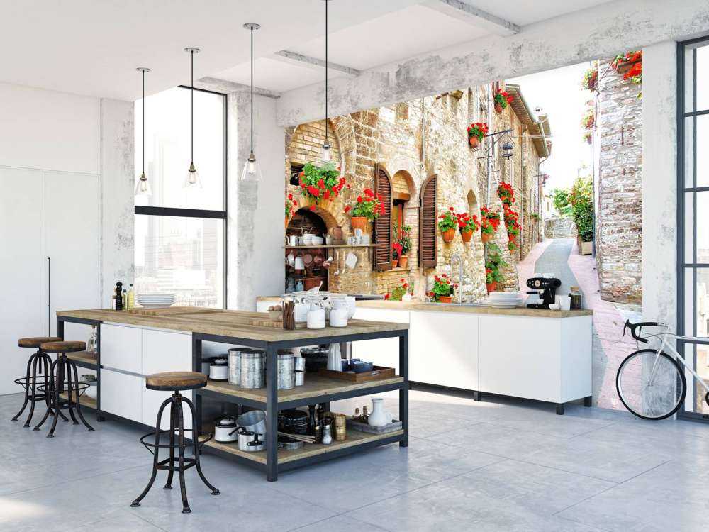 Italiaans straatje met veel bloemen