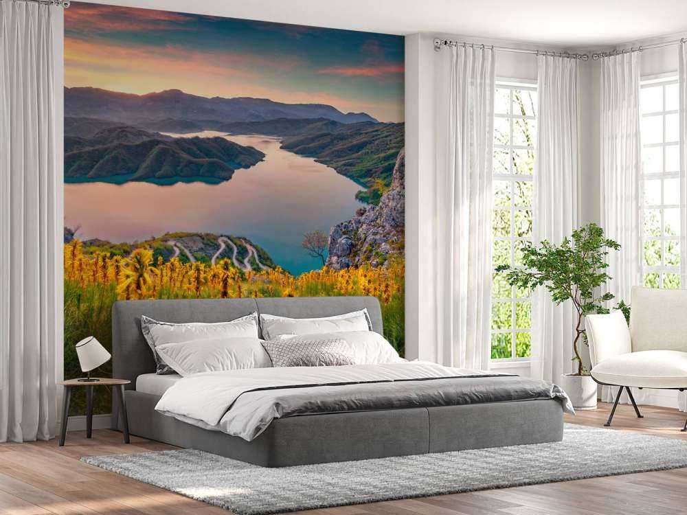 Sunrise on Lake Bovilla