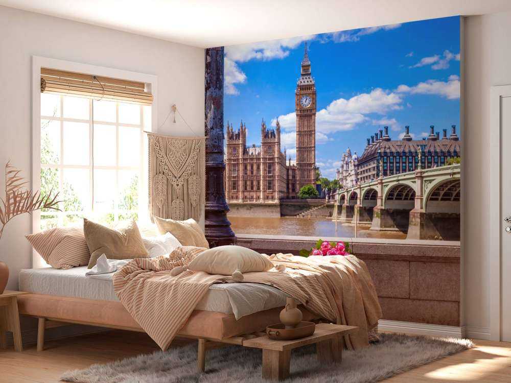 Pink roses in London