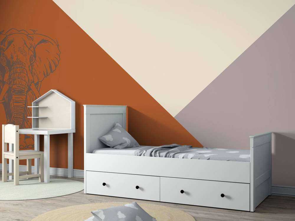 Rusty triangles with elephant