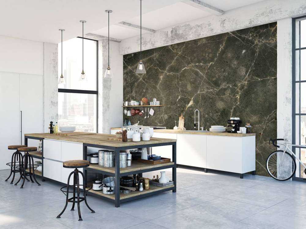 Marble with coarse structure