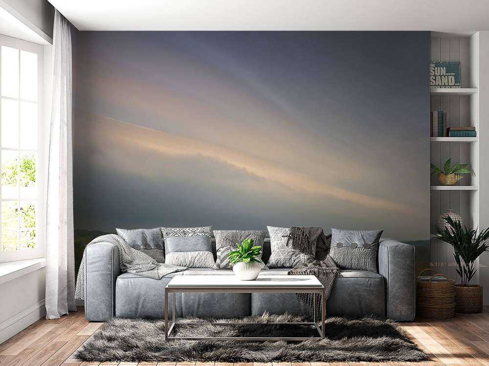 Dreigende plankwolk (Shelfcloud) boven heidegebied