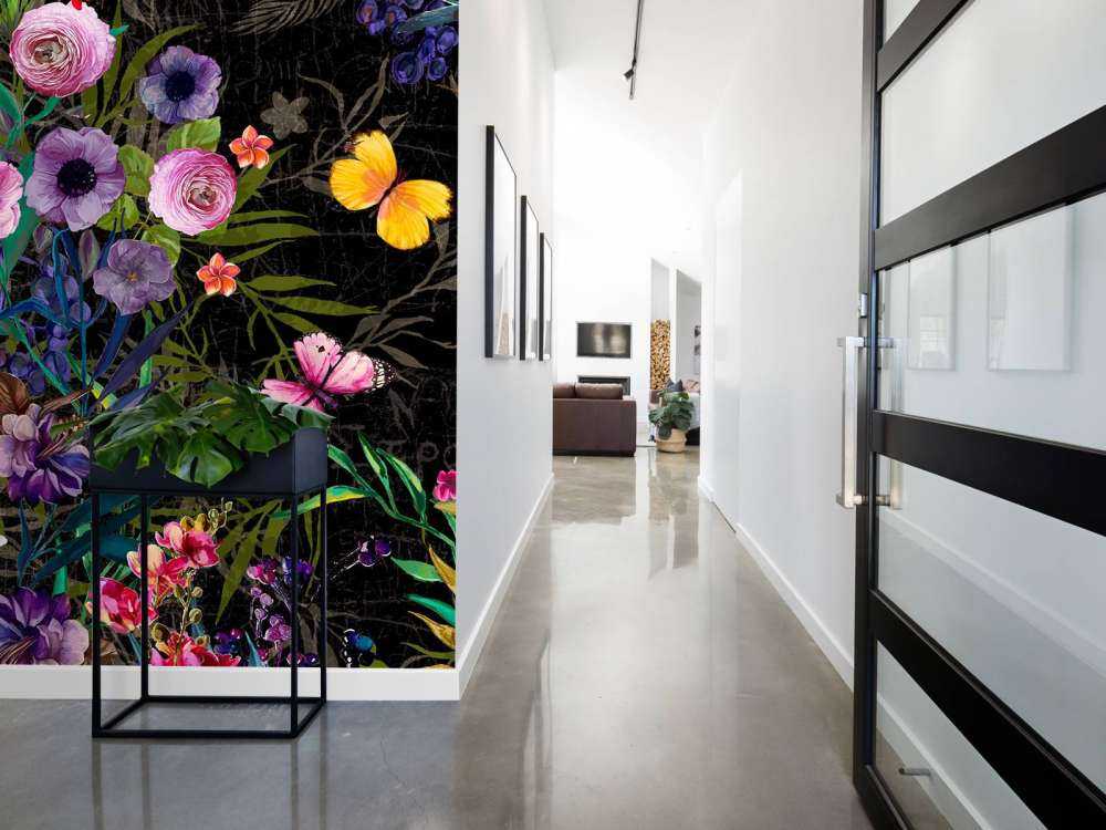 Bloemen design met een zwarte achtergrond