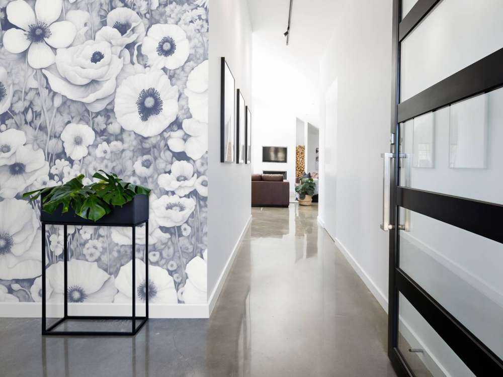 Poppy Tale Monochrome Blue