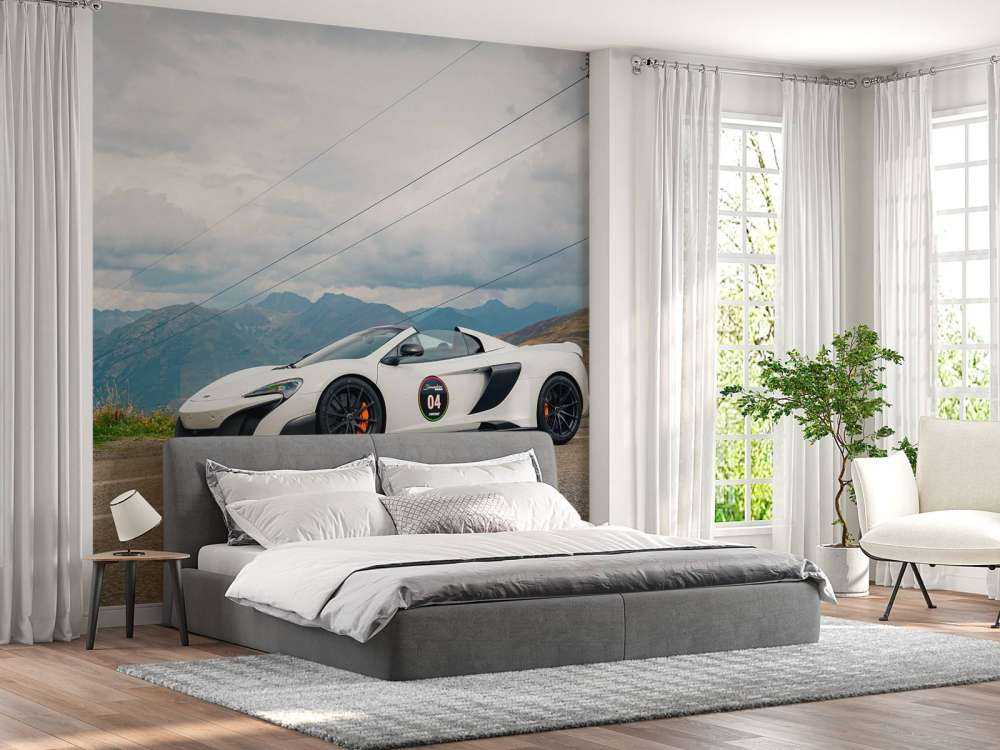 McLaren 675LT Spider Mountain View