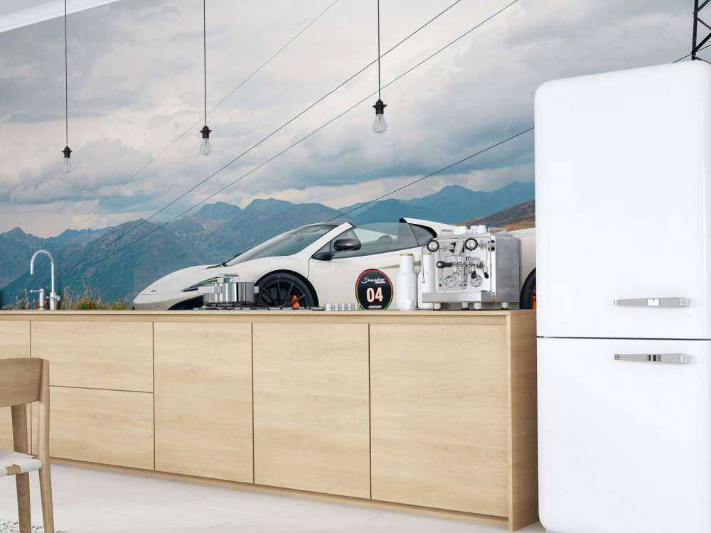 McLaren 675LT Spider Mountain View