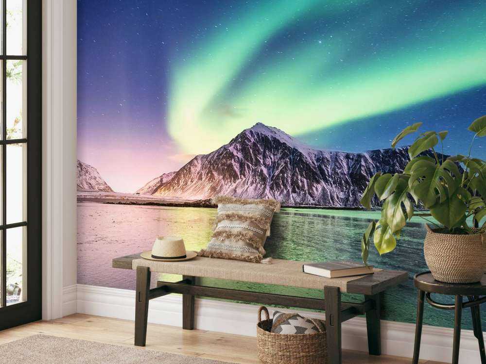 Clear northern lights