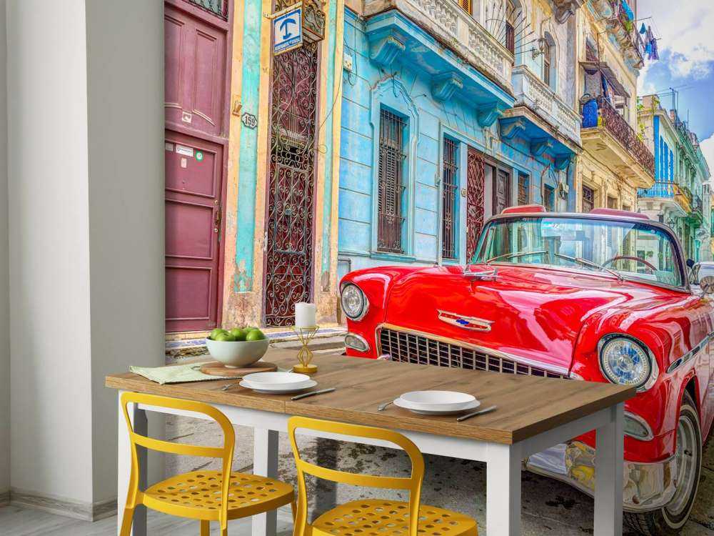 Vintage car in Havana