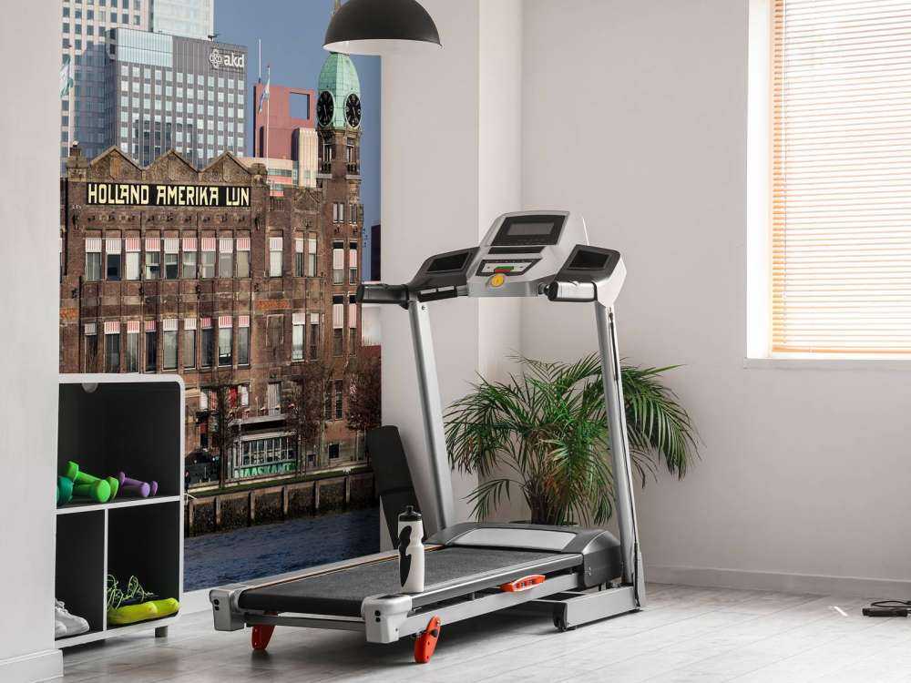 Hotel New York Rotterdam in color 