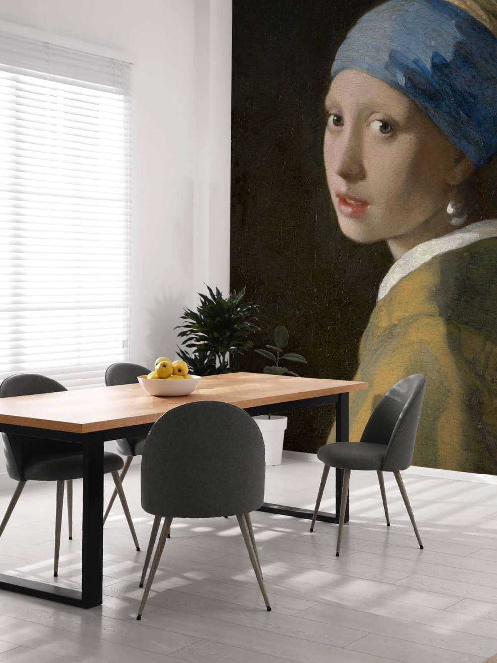 Girl with the pearl