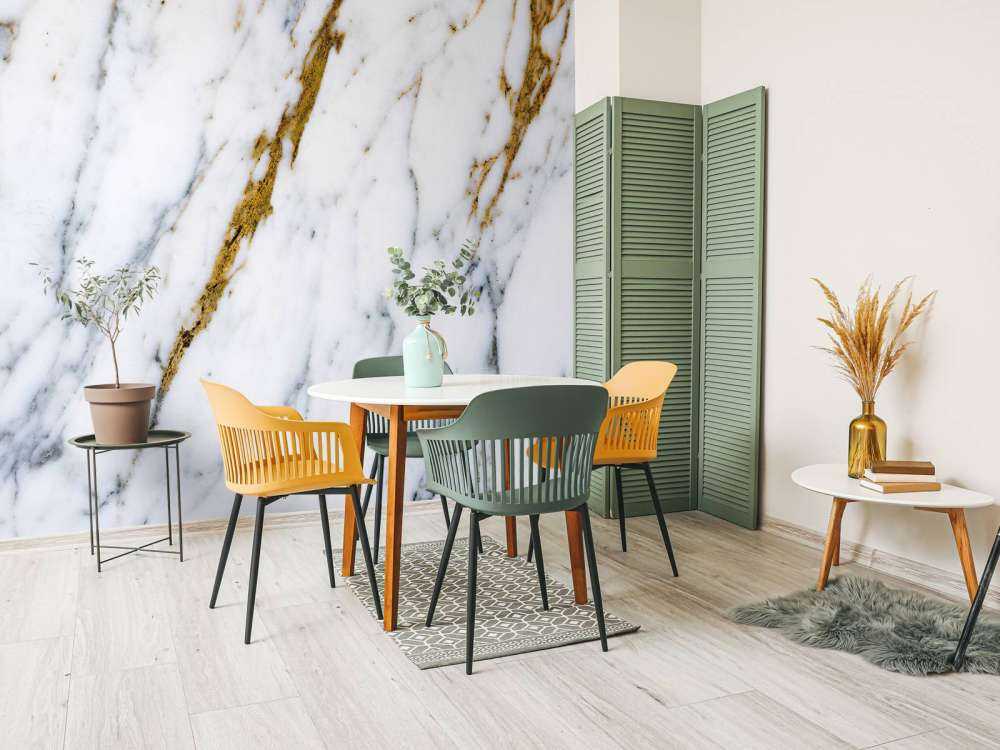 White marble with golden veins