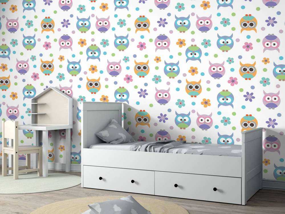Wallpaper with owls