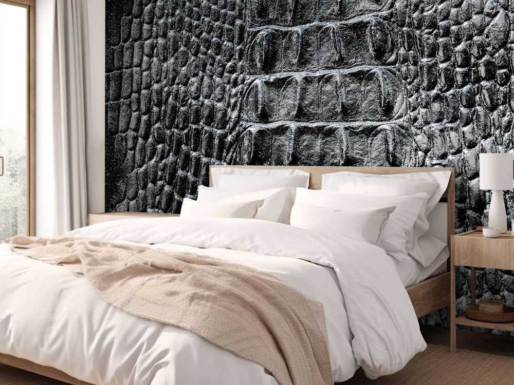 Crocodile skin in black