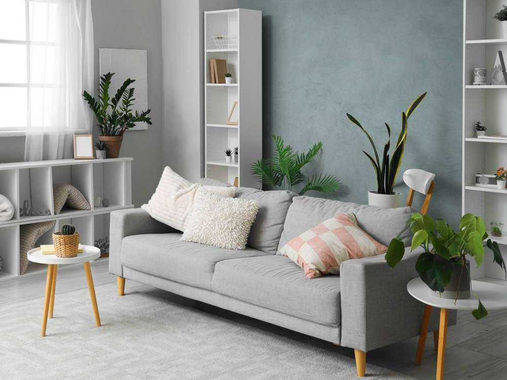 Concrete with shades of green