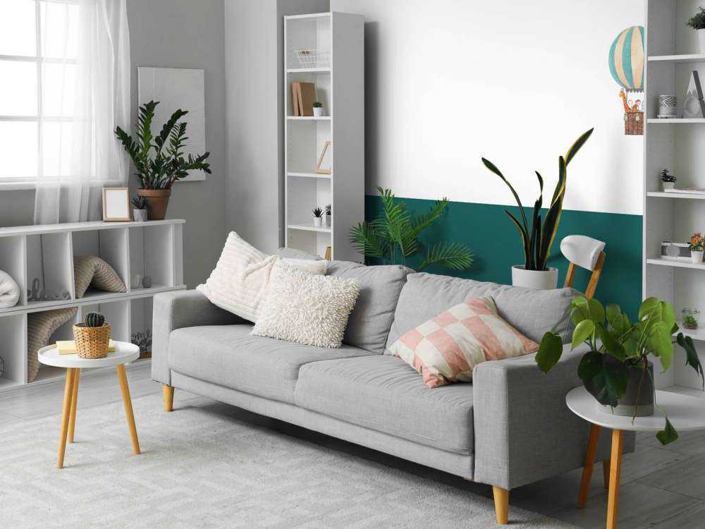 Balloons with animals