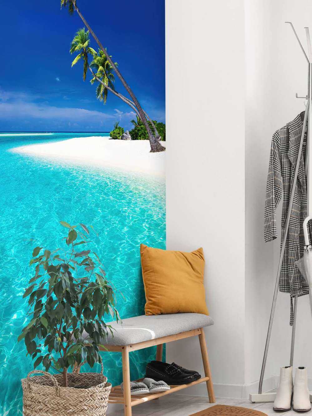 Palm trees in the lagoon