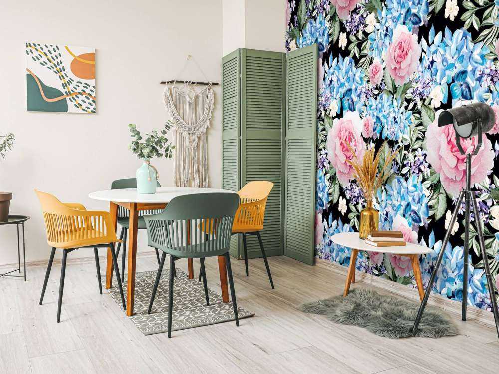 Nocturnal Roses Waltz