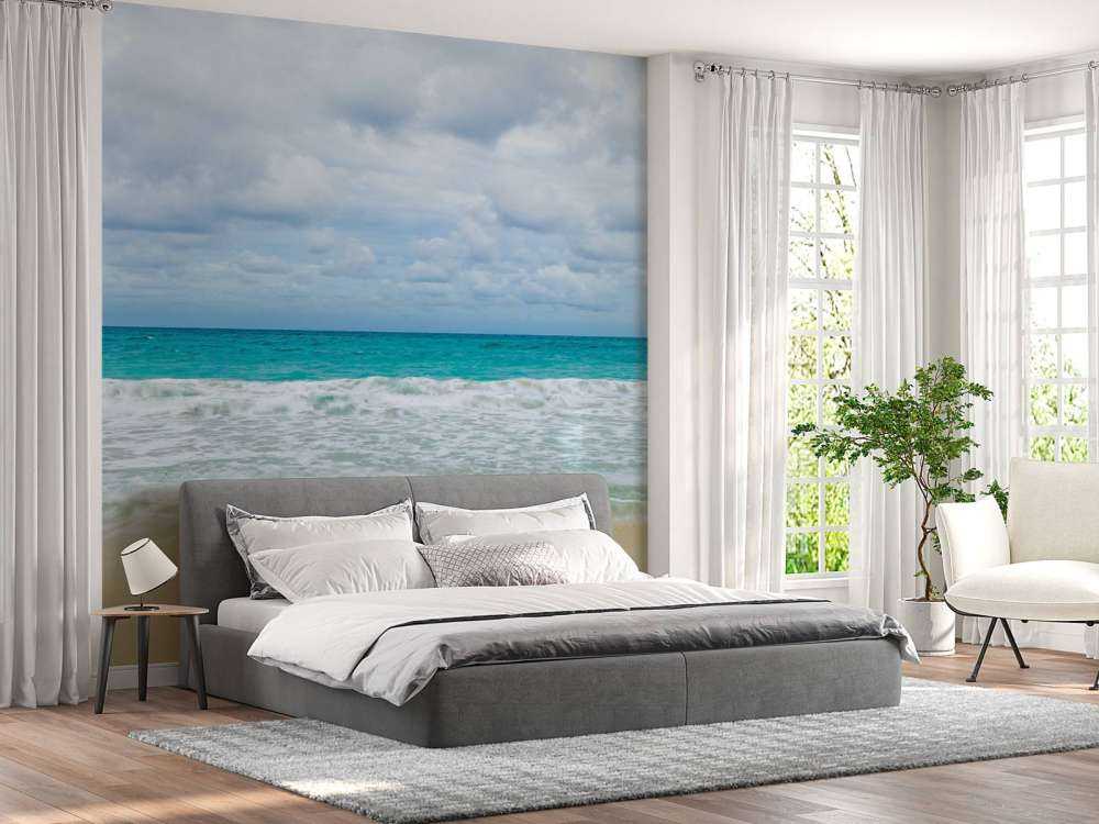Wavy sea