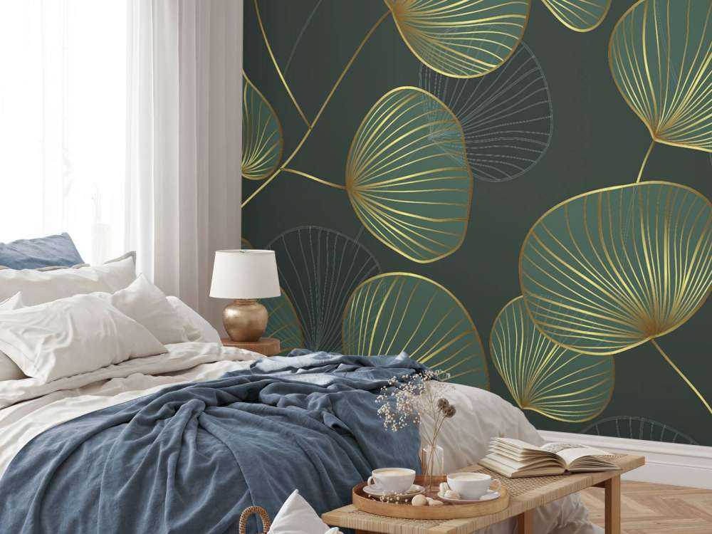 Ornate leaves with gold