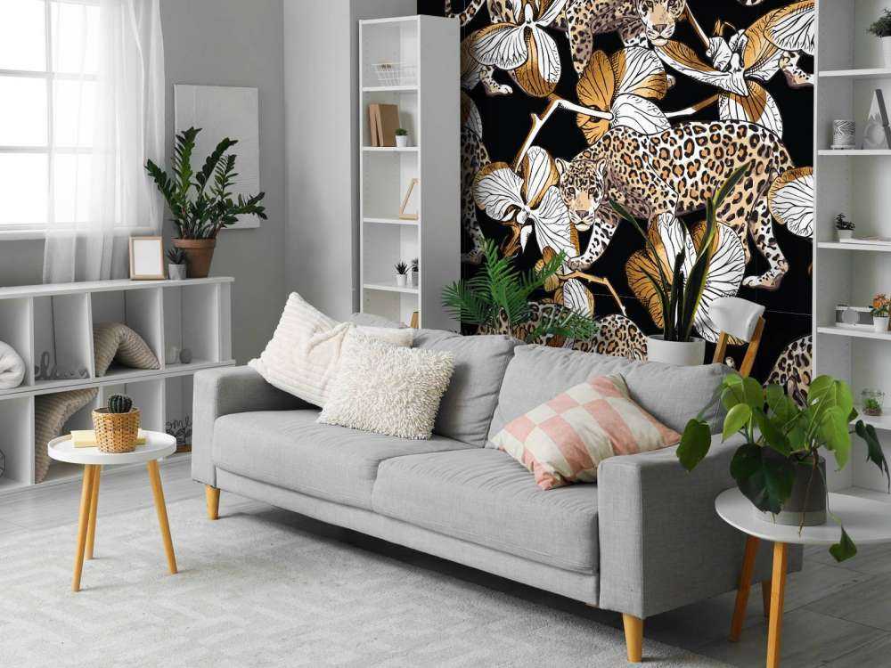 Jaguars between the orchids