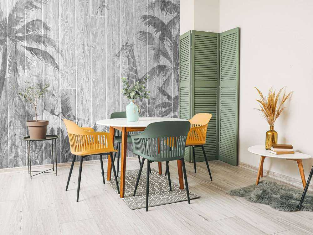 Jungle animals on wood