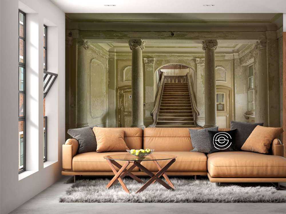 Ruimte met oude muren