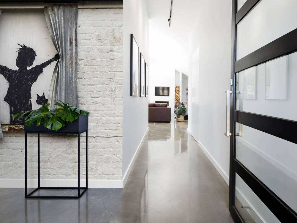 Banksy - Morning is broken