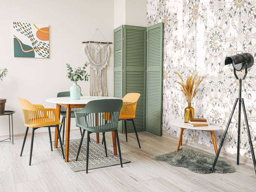 Sun-drenched Oriental Splendor