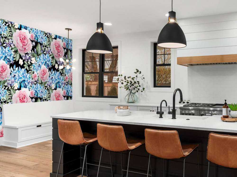 Nocturnal Roses Waltz