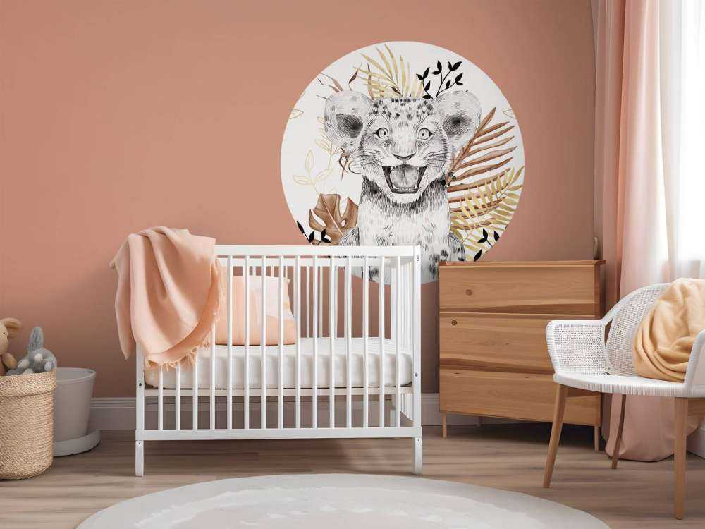 Brown and gold leafed lion cub